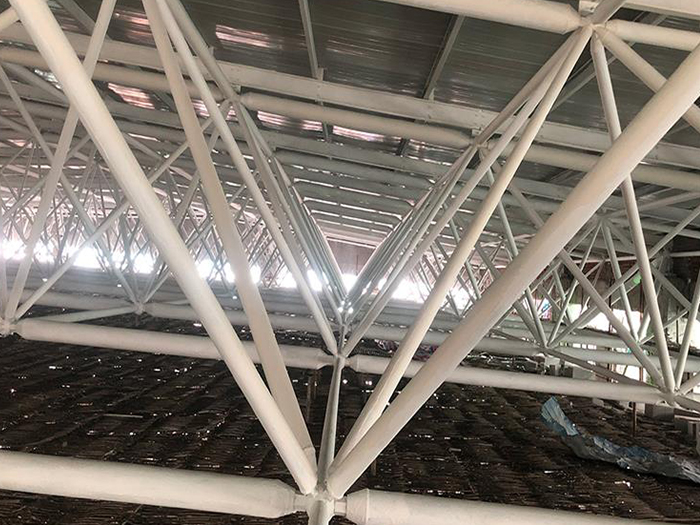 建甌大型螺栓球網(wǎng)架施工廠家