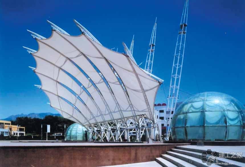 迪慶車棚膜結(jié)構(gòu)網(wǎng)架