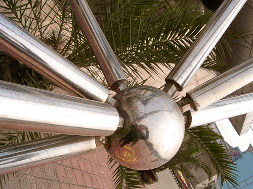 黑龍江不銹鋼螺栓球網(wǎng)架