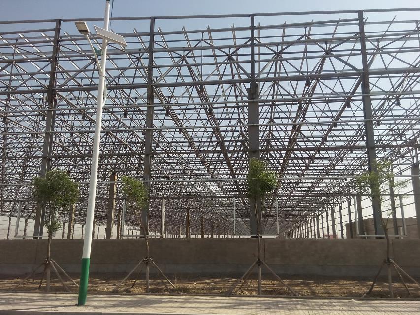 白銀汽車工業(yè)廠房網(wǎng)架