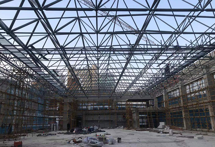 松滋網(wǎng)架施工