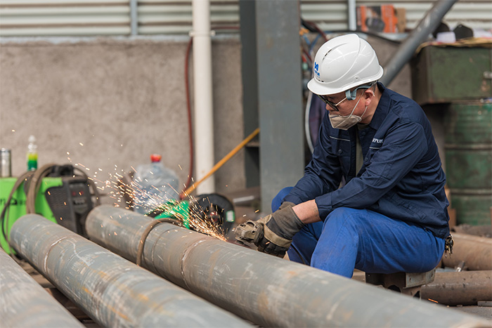 網(wǎng)架焊接車(chē)間